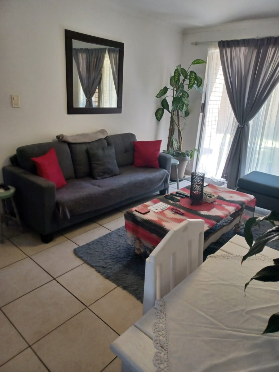 2 Bedroom Property for Sale in Fairview Golf Estate Western Cape